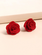 Charger l'image dans la galerie, Boucles d'oreilles en forme de fleurs