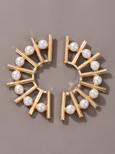 Charger l'image dans la galerie, Boucles d'Oreilles Ornées d'une Fausse Perle pour une Touche Chic