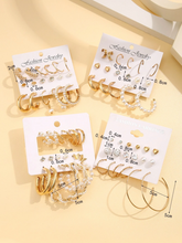 Charger l'image dans la galerie, Boucles d'Oreilles avec Perles Faussement Aléatoires et Strass Étincelants