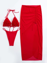 Charger l'image dans la galerie, Bikini triangle ras-du-cou uni