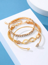 Charger l'image dans la galerie, Ensemble de 3 Bracelets Scintillants avec Détail en Forme de Cœur