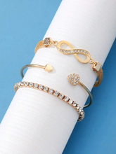 Charger l'image dans la galerie, Ensemble de 3 Bracelets Scintillants avec Détail en Forme de Cœur