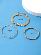 Charger l'image dans la galerie, Ensemble de 3 Bracelets Scintillants avec Détail en Forme de Cœur