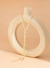 Charger l'image dans la galerie, Collier à Pendentif en Forme de Torsade