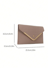 Charger l'image dans la galerie, Sac Moyen à Motif Crocodile en Relief de Style Enveloppe