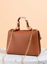 Charger l'image dans la galerie, Mini Sac Carré à motif Aléatoire avec détail Foulard en cuir